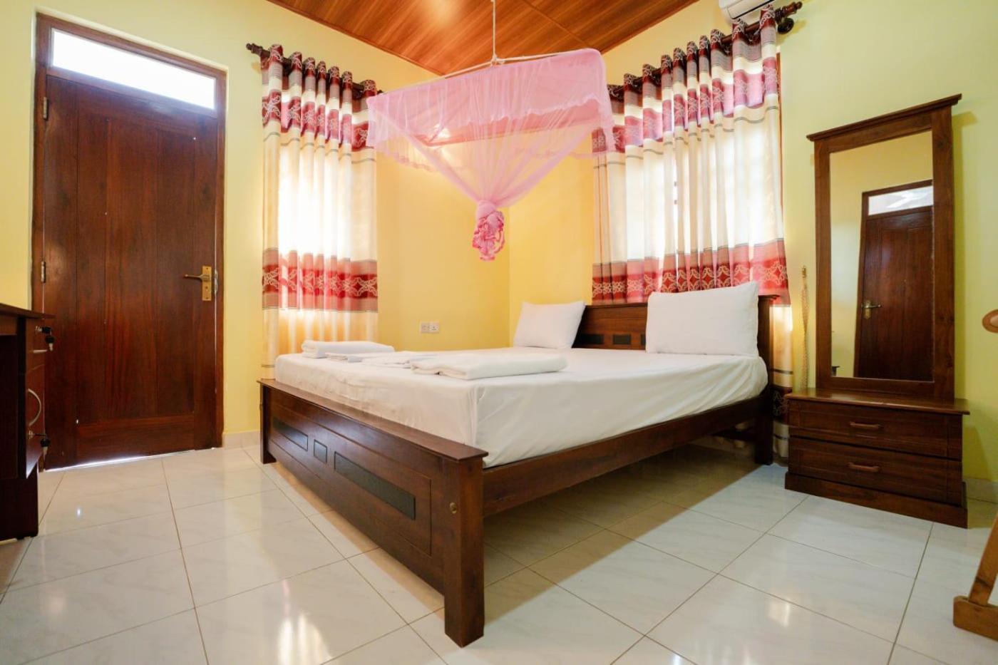Suwani Pinnawala Homestay Exteriér fotografie