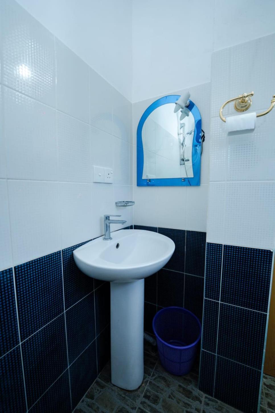 Suwani Pinnawala Homestay Exteriér fotografie