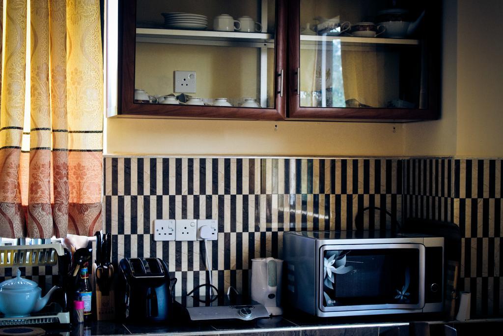 Suwani Pinnawala Homestay Exteriér fotografie