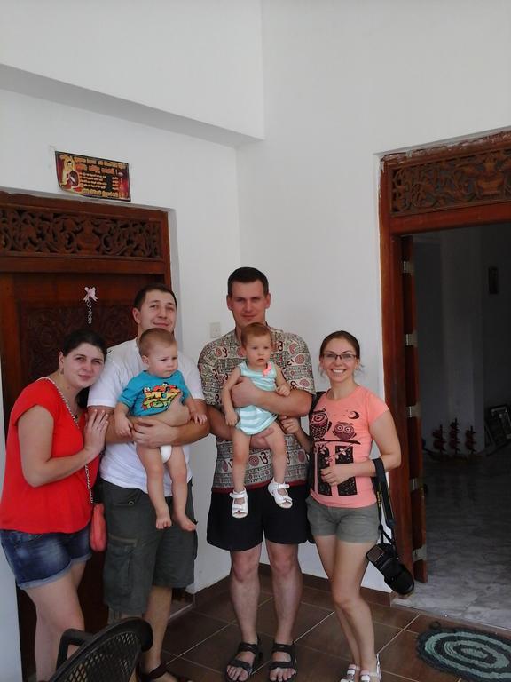 Suwani Pinnawala Homestay Exteriér fotografie